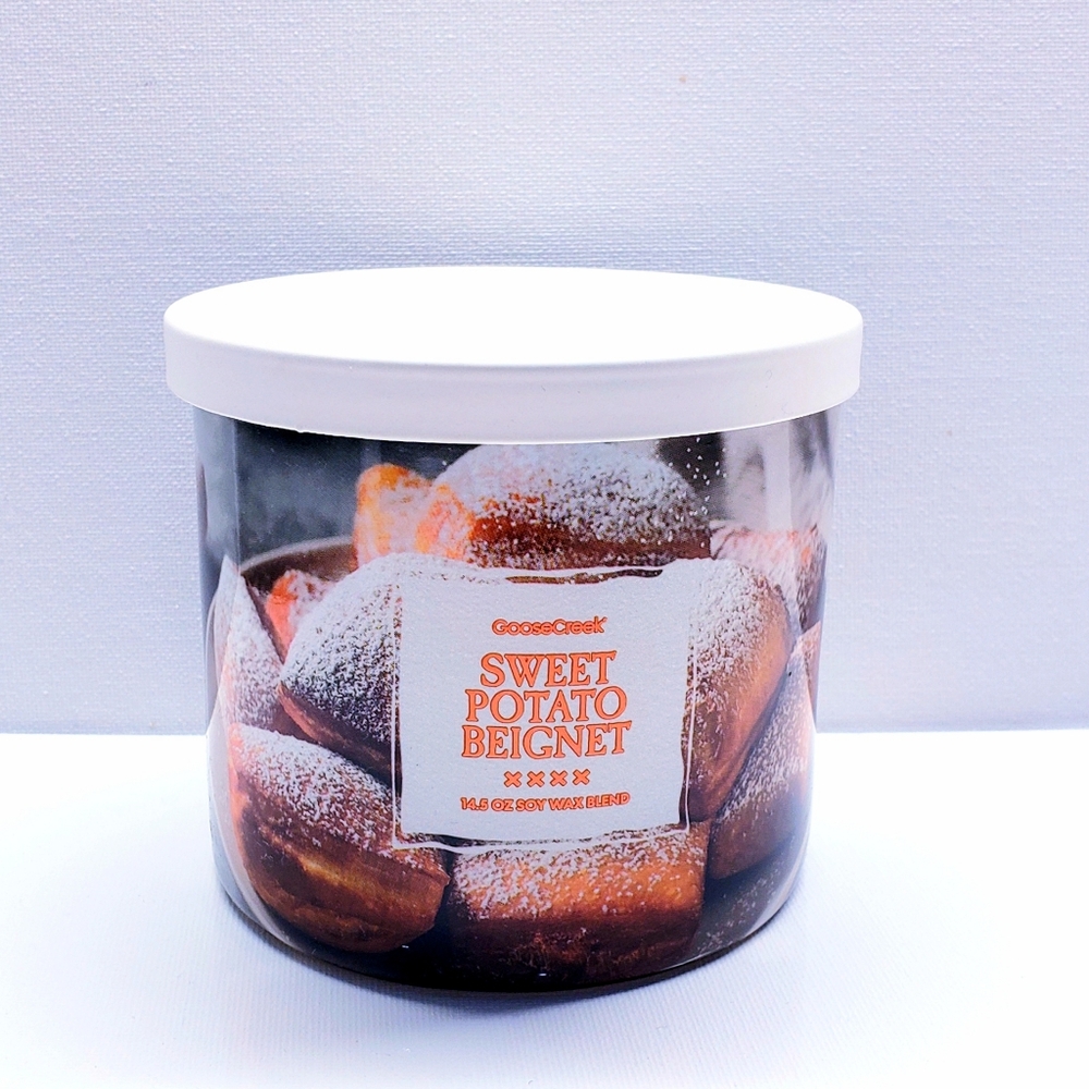 Goose Creek SWEET POTATO BEIGNET Large 3-Wick Scented Candle, 14.5 oz